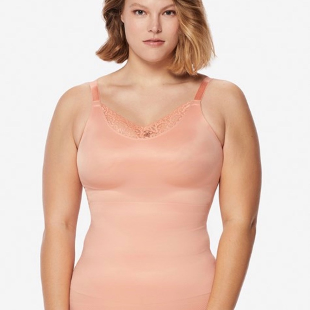 Ruby ribbon Diva nude camisole size 36